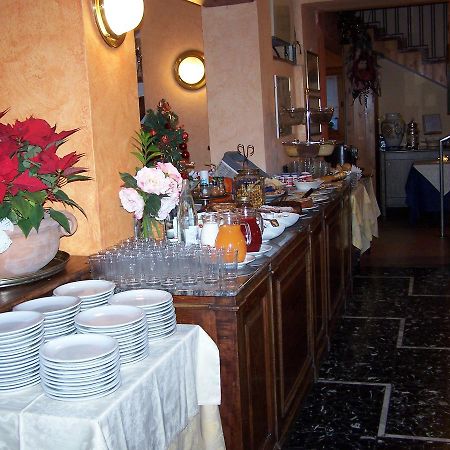 Hotel Bucaneve Bardonecchia Eksteriør billede