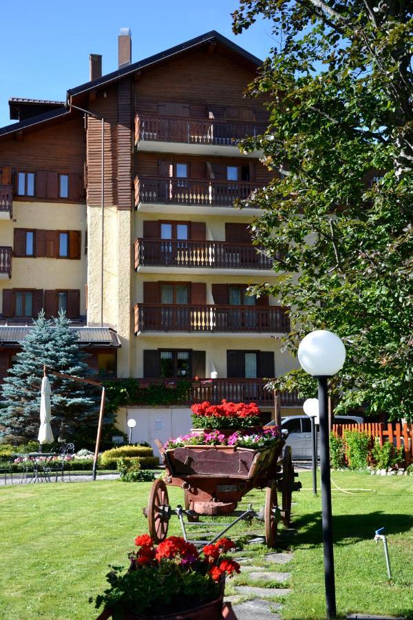 Hotel Bucaneve Bardonecchia Eksteriør billede