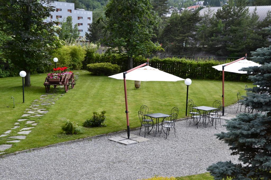 Hotel Bucaneve Bardonecchia Eksteriør billede