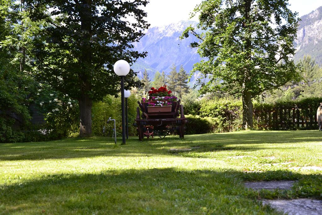 Hotel Bucaneve Bardonecchia Eksteriør billede