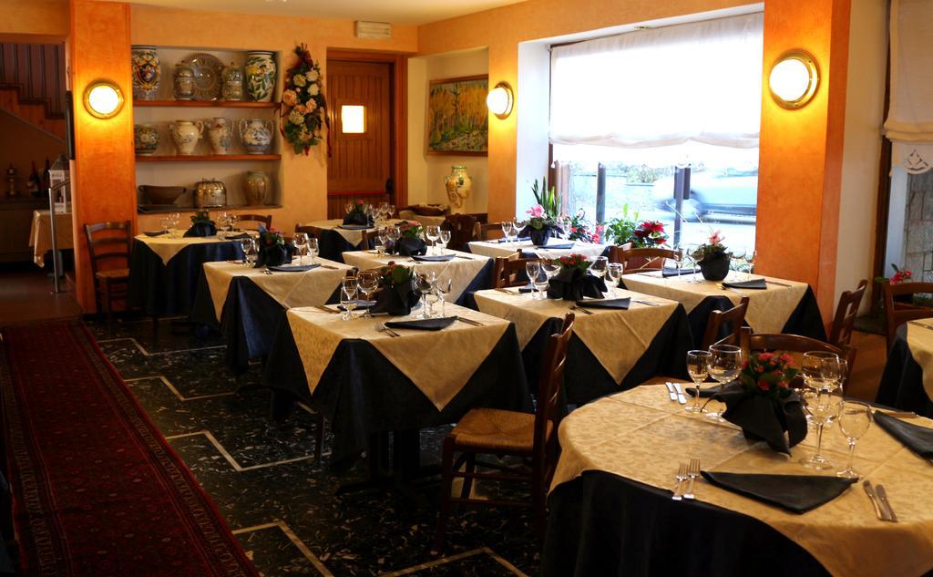 Hotel Bucaneve Bardonecchia Eksteriør billede