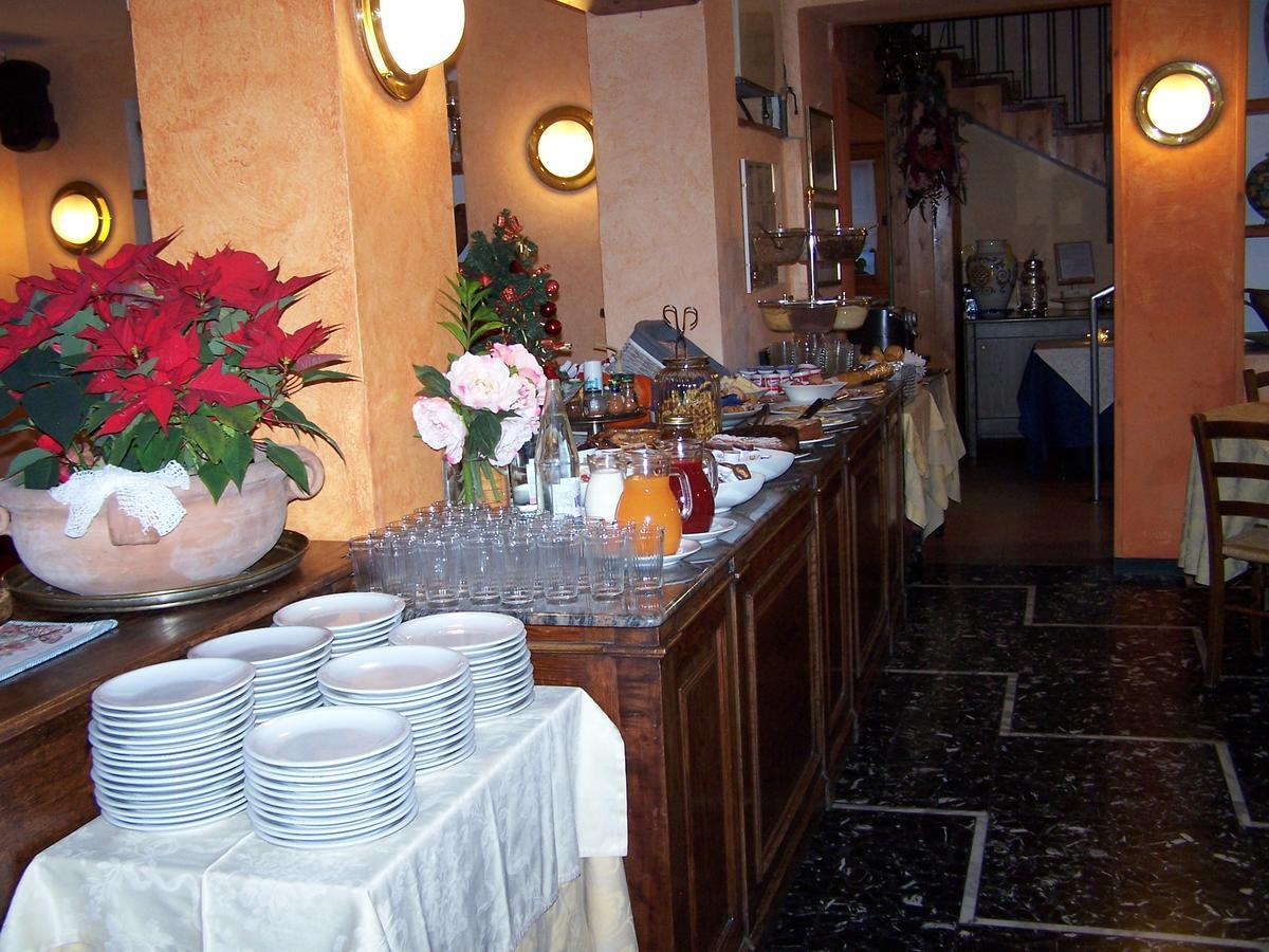 Hotel Bucaneve Bardonecchia Eksteriør billede