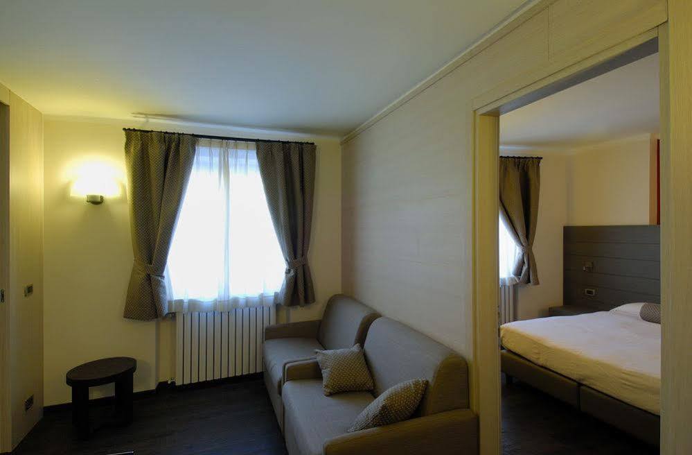 Hotel Bucaneve Bardonecchia Eksteriør billede