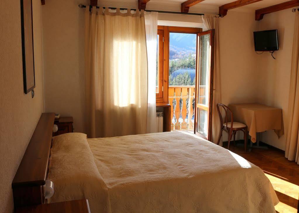 Hotel Bucaneve Bardonecchia Eksteriør billede